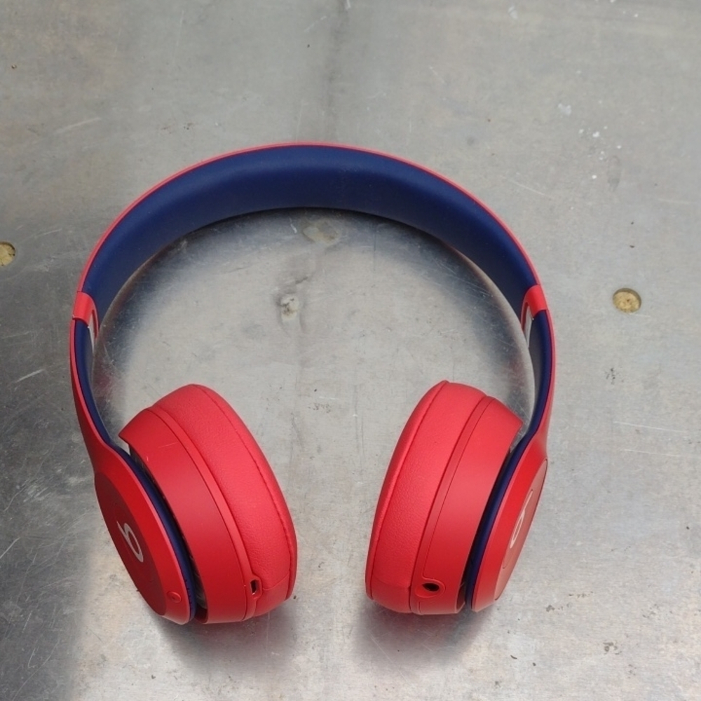 Red Wireless Beat Solo 3 Bluetooth Club Collection Headphones